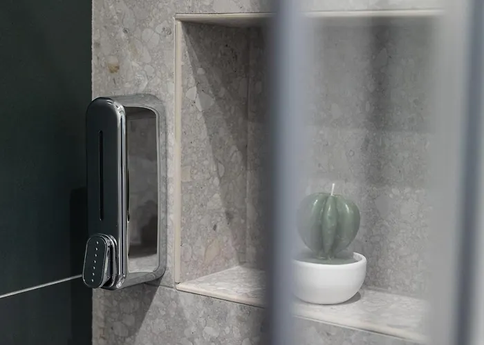 Nimar Πανσιόν 4*