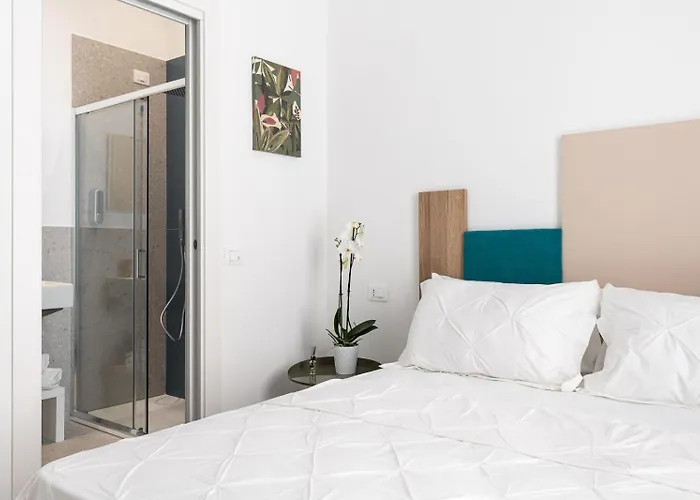 Nimar Πανσιόν